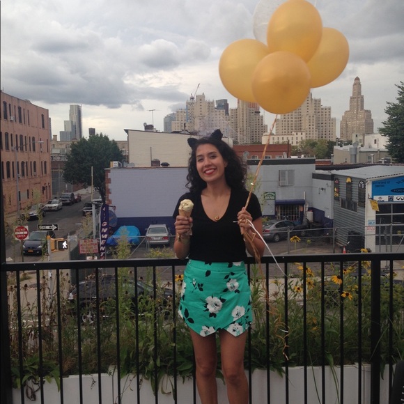 Meet your Posher, Natalie - Picture 7 of 7